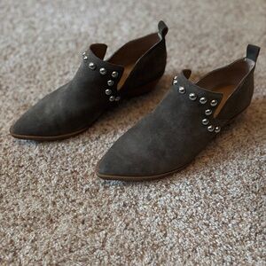 Rebecca Minkoff forest green suede studded booties, size 6.5